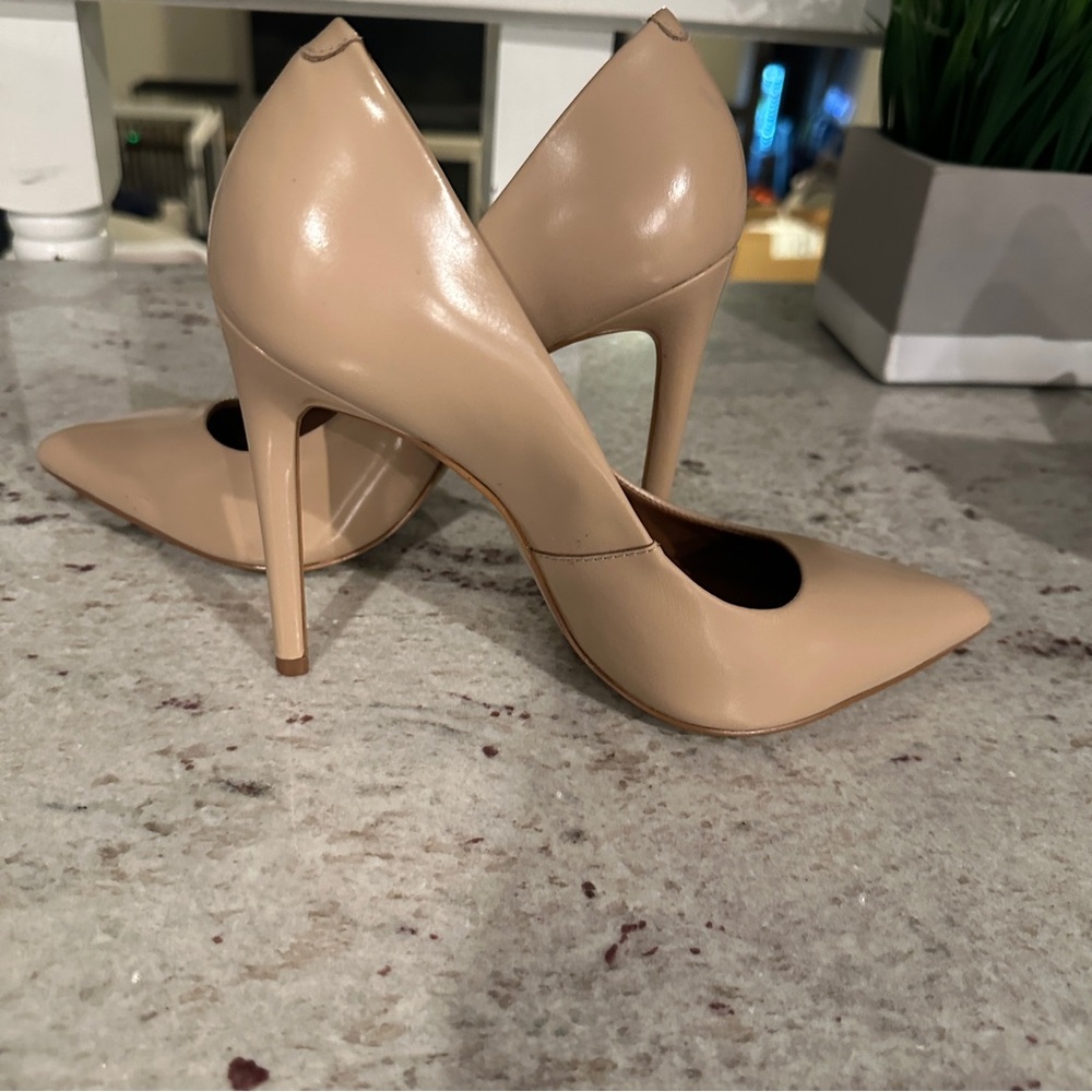 🆕 Steve Madden Pumps